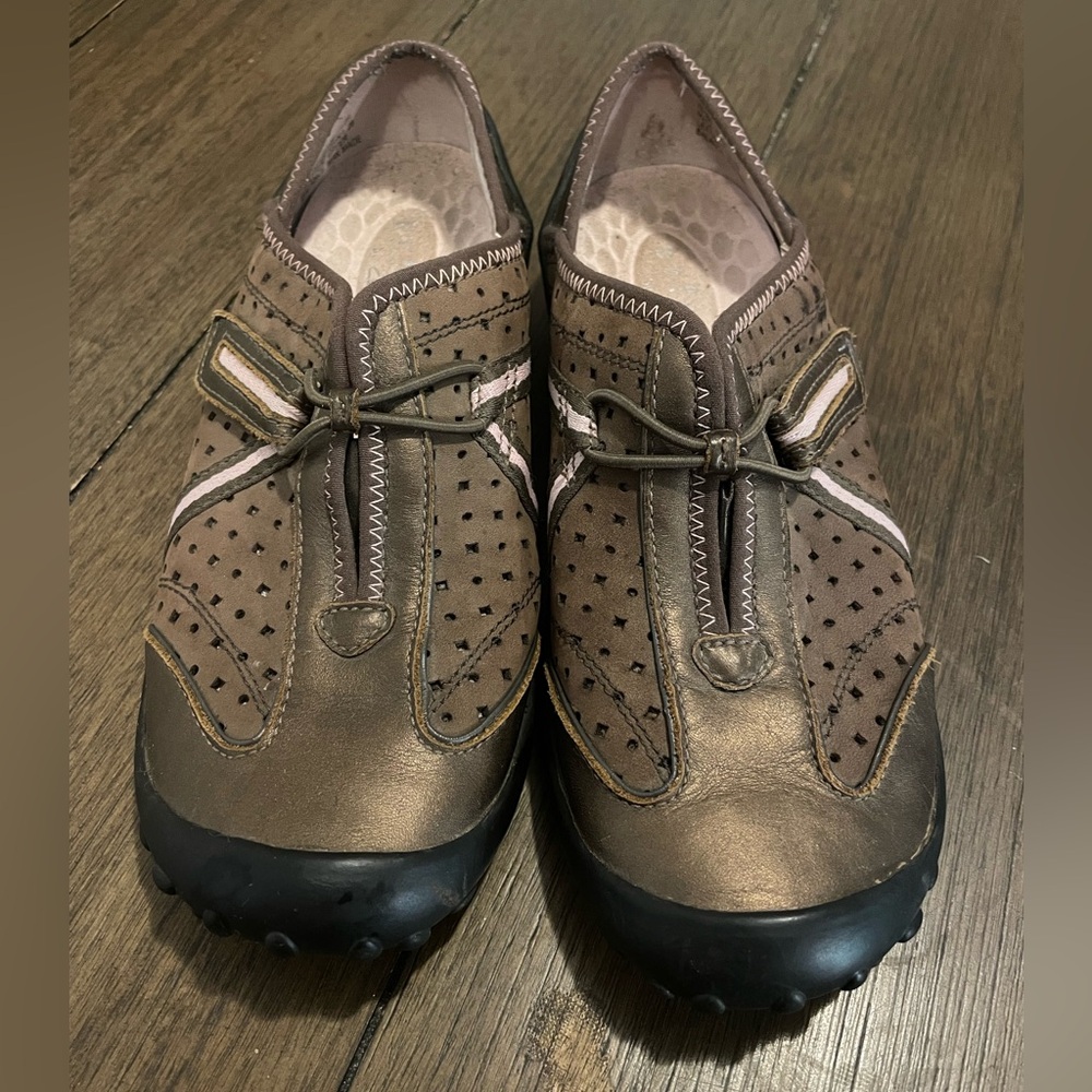 Privo by Clark’s Fiana Barley Slip On Sandals